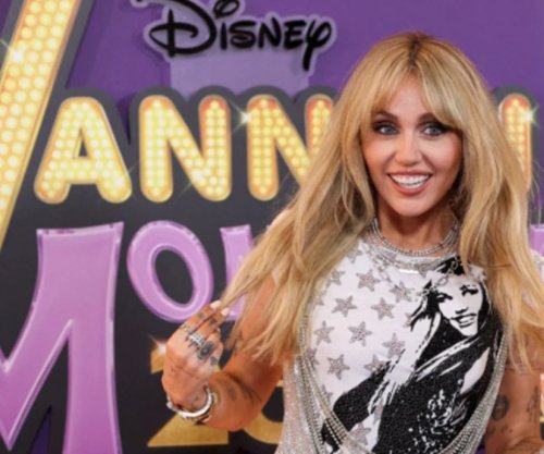 Miley Cyrus dhe yjet e tjerë festojnë 20-vjetorin e “Hannah Montana”