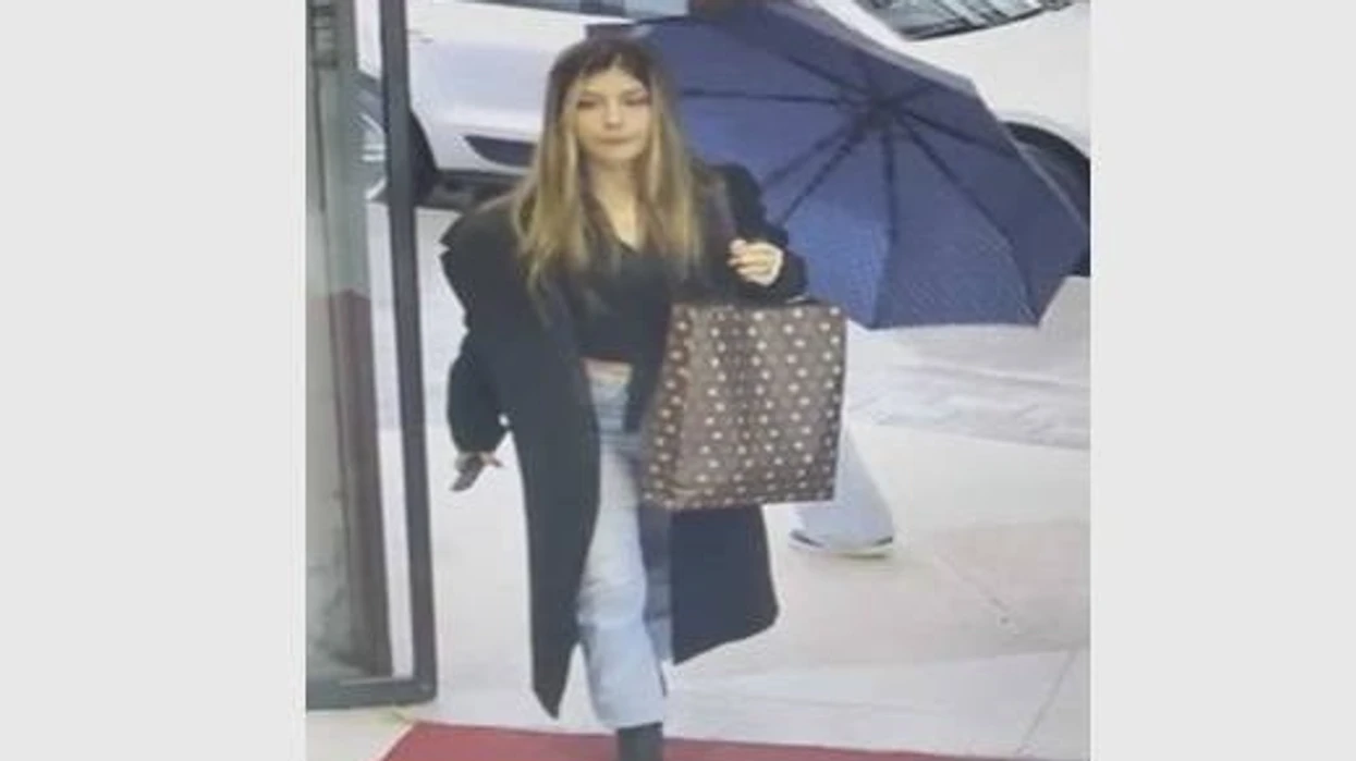 Një grua kërkohet nga policia, dyshohet për vjedhje në një qendër tregtare në Ferizaj