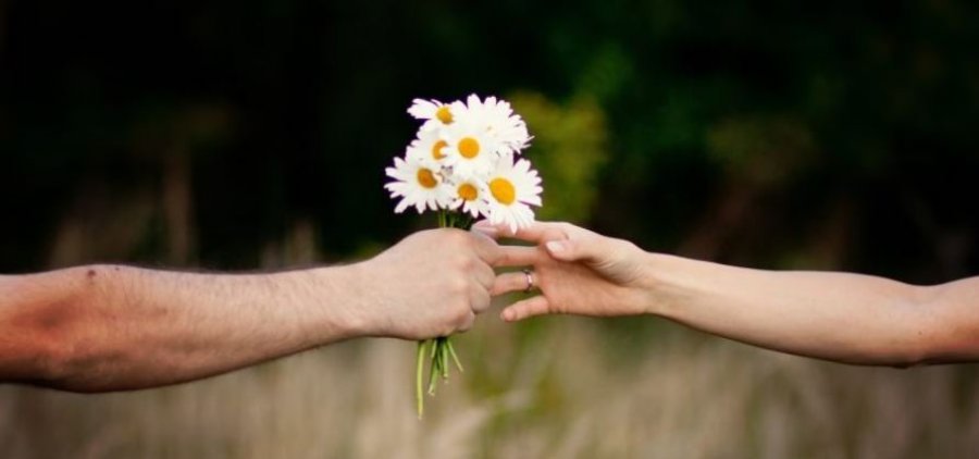 Sjelljet që të zbukurojnë dhe fitojnë simpatinë e të tjerëve