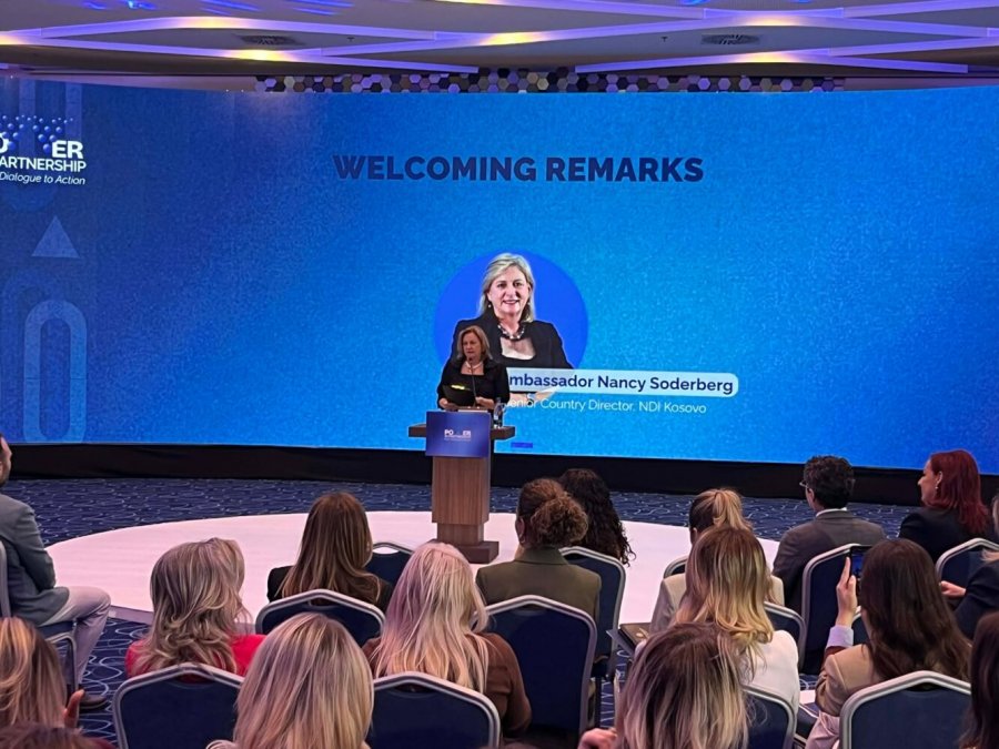 Konferenca “Week of Women”, bëhet thirrje për më shumë ndikim të grave në politikë