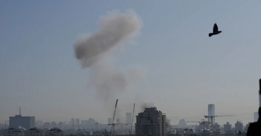 Washington Post: SHBA-ja mund të përdorë armët e destinuara për Ukrainën në Lindjen e Mesme