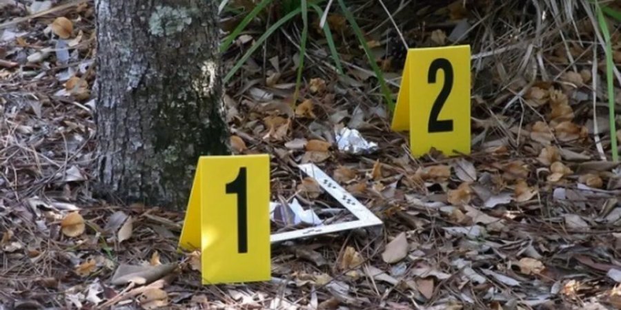 Ishin duke punuar tokën, dy qytetarë në Gjakovë hasin në mjete të dyshimta, aktivizohet edhe FSK-ja