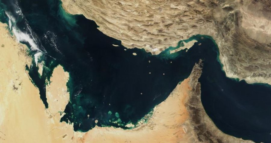 Si e kontrollon Irani ngushticën e Hormuzit?