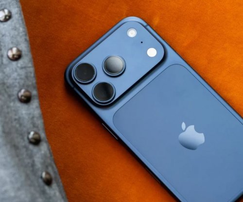 Apple zgjeron prodhimin e iPhone në SHBA me partnerë të rinj