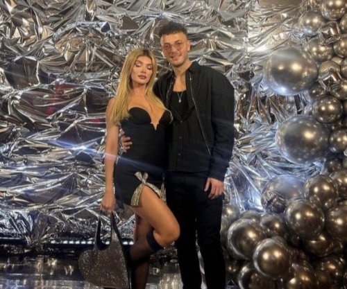 Ylli i kombëtares së Kosovës nis lidhje të re pas ndarjes nga Era Istrefi