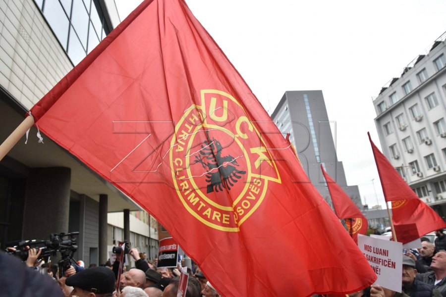 OVL-UÇK: Urime besimtarëve katolikë për Pashkët, mbizoteroftë paqja, dashuria dhe mirëkuptimi