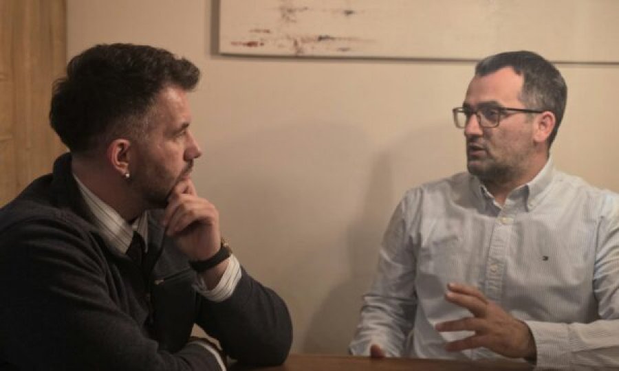 Rron Gjinovci përcjell një reagim të Shkëlzen Gashit: Kjo është një përndjekje politike dhe s’ka asnjë lidhje me drejtësinë