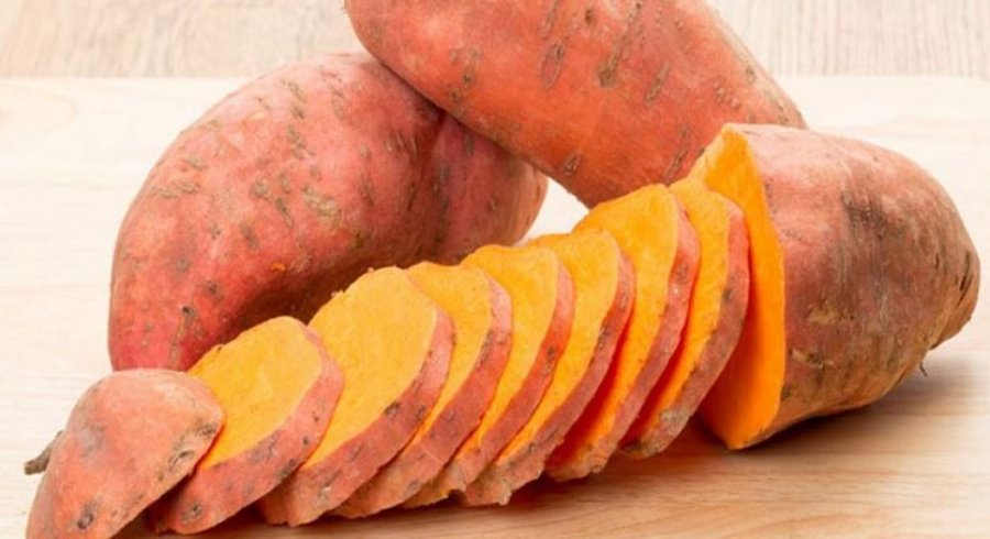 Patatja e ëmbël ndihmon në reduktimin e rrudhave