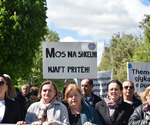 Hykolli: Punëtorët në Kosovë përballen me paga të ulëta dhe kushte të rrezikshme
