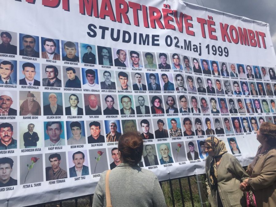 Daut Haradinaj kujton Masakrën e Studimes: 116 shqiptarë civilë të pafajshëm u masakruan mizorisht