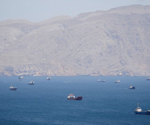 SHBA-ja nis shoqërimin e anijeve në Hormuz, Irani paralajmëron për shkelje të armëpushimit