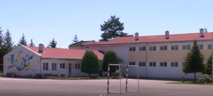 E ngacmoi seksualisht me mesazhe, detaje nga rasti i mësimdhënësit në Klinë