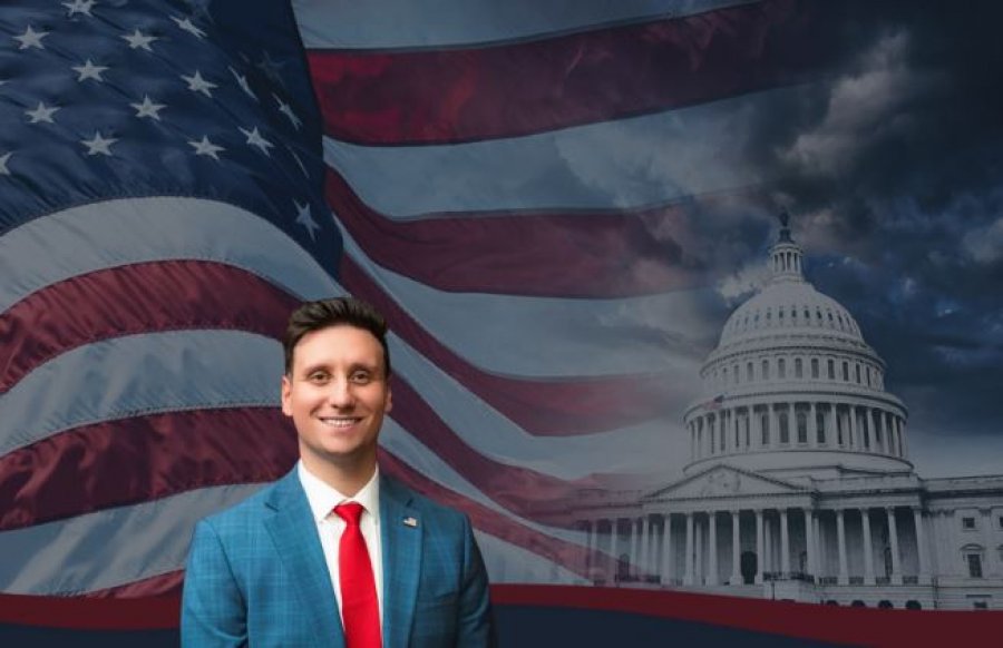Robert Lulgjuraj, kush është shqiptari që po synon të bëjë histori në Kongresin Amerikan?