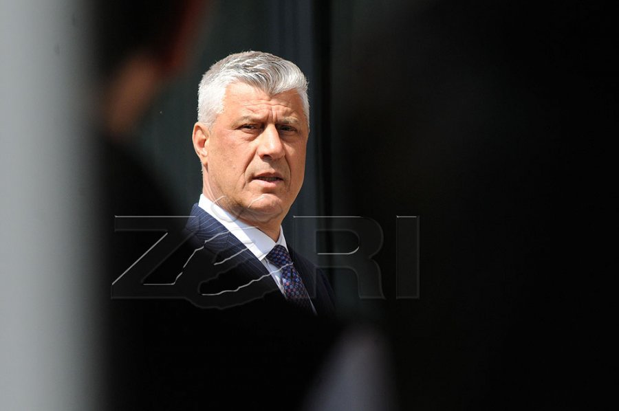 Thaçi rrëfen takimin emocional me Adem Demaçin para pavarësisë: “Mos humb kohë pas ngjyrave të tingujve”