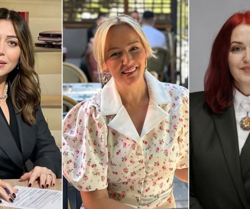 Koleget artiste të Adriana Matoshit, Hoxha dhe Thaqi i dalin kundër gjuhës që ajo përdori në statusin e saj
