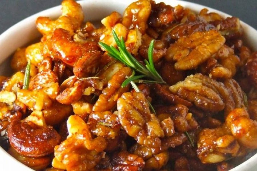 A harroni shpejt? Arrat dhe rozmarina ju vijnë ndihmë