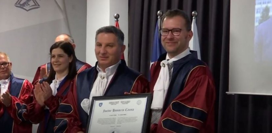 “Doctor Honoris Causa”: Nderohet Müller, ndihmoi Kosovën në GJND