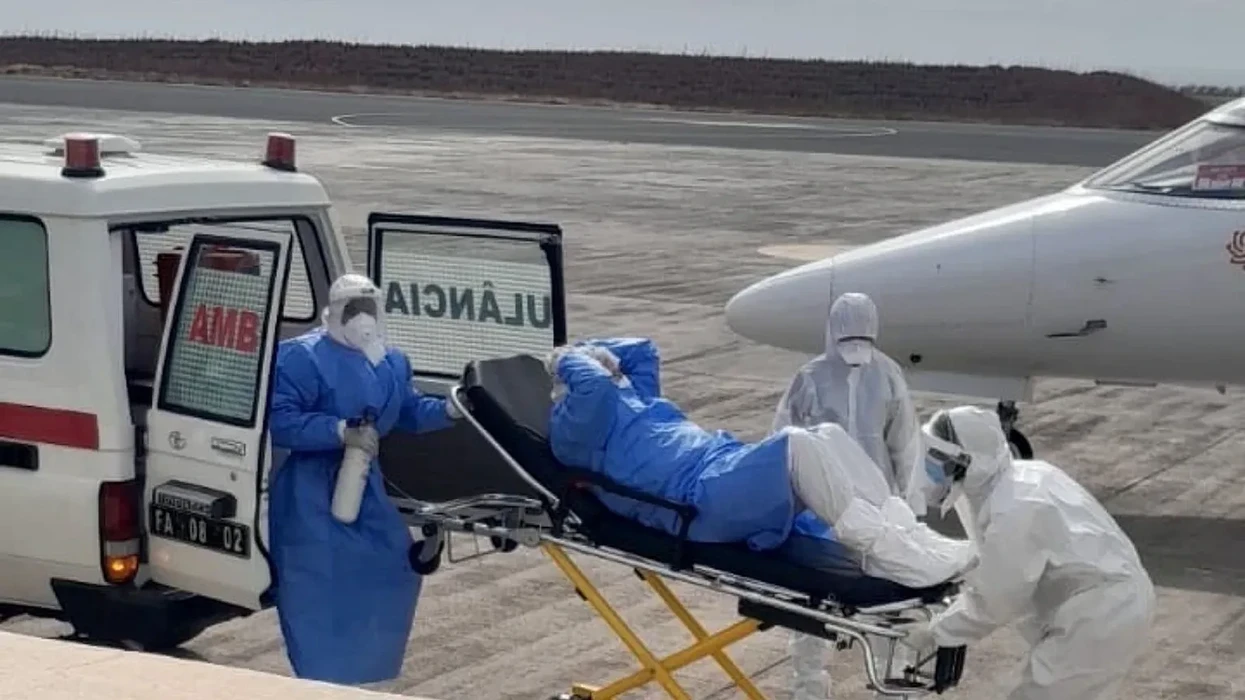 Shpërthimi i hantavirusit, aeroplani mjekësor udhëton për në Holandë me të gjithë pacientët e infektuar