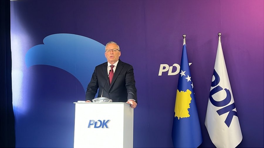 Hamza: Fatmir Limaj s’do të jetë pjesë e listës në këto zgjedhje