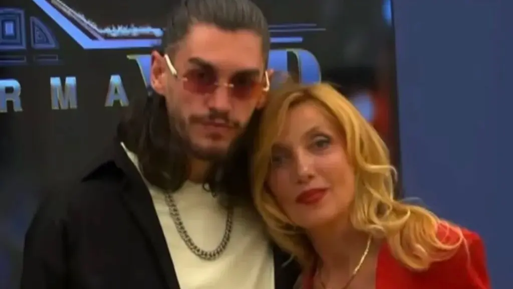 Fermerët hedhin dyshime se Moza ka ndjenja dashurie për Adin, poetja: Çfarë të keqe ka?