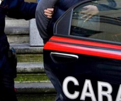 Kishte fshehur 1.2 kilogramë kokainë në jastëk, në pranga 32-vjeçari shqiptar në Itali