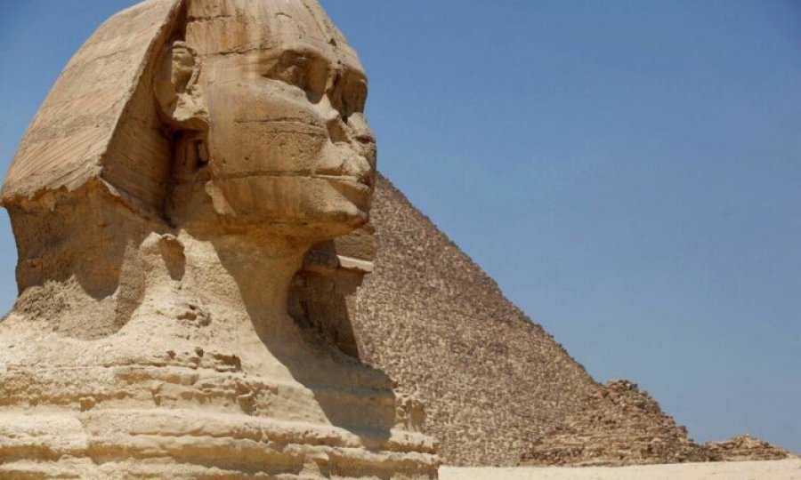 Dokumenti i CIA-s rishkruan historinë - Dhoma misterioze gjendet nën Sfinksin në Egjipt