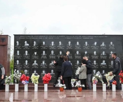 Kurti: Kosova nuk harron krimet e luftës, sot përkujtohen martirët e Qyshkut, Zahaqit, Pavlanit dhe Llabjanit