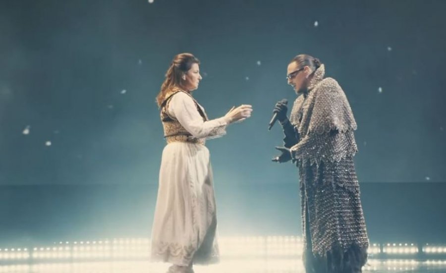 Shqipëria elektrizon skenën e Eurovisionit me “Nan” [video]