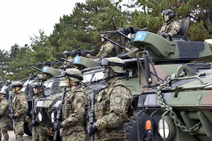 SHBA-ja ia jep dritën e gjelbër armatimit për Kosovën, me vlerë prej 14 milionë dollarësh