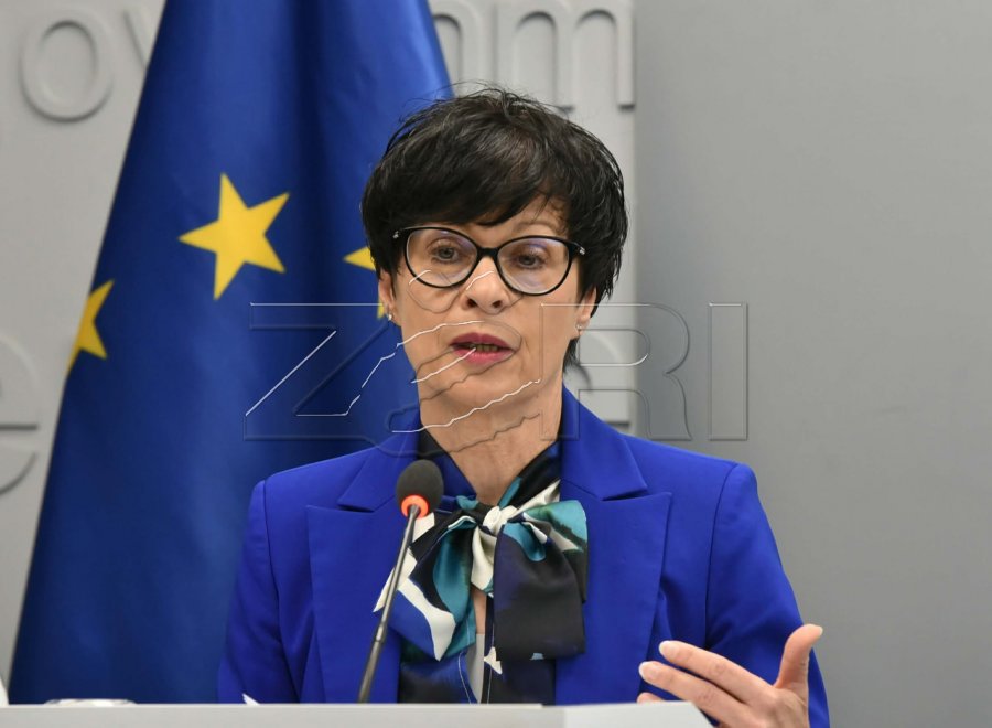 Marta Kos kërkon stabilitet institucional, thotë se 2026 mund të jetë viti i Kosovës