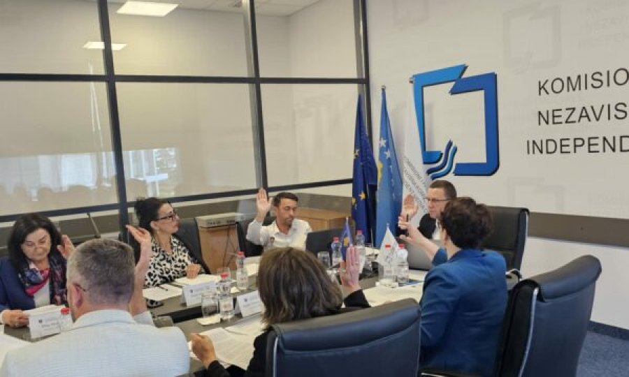 Rexha: Vendimi i KPM-së, skandaloz dhe dëshmi e kapjes së institucionit nga LVV-ja