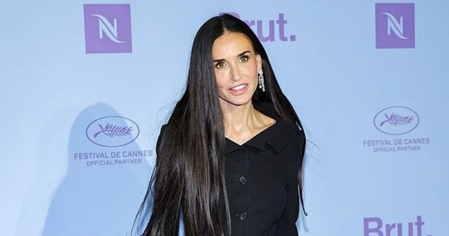 Demi Moore zgjedh elegancën klasike për daljen e saj të tretë në Kanë