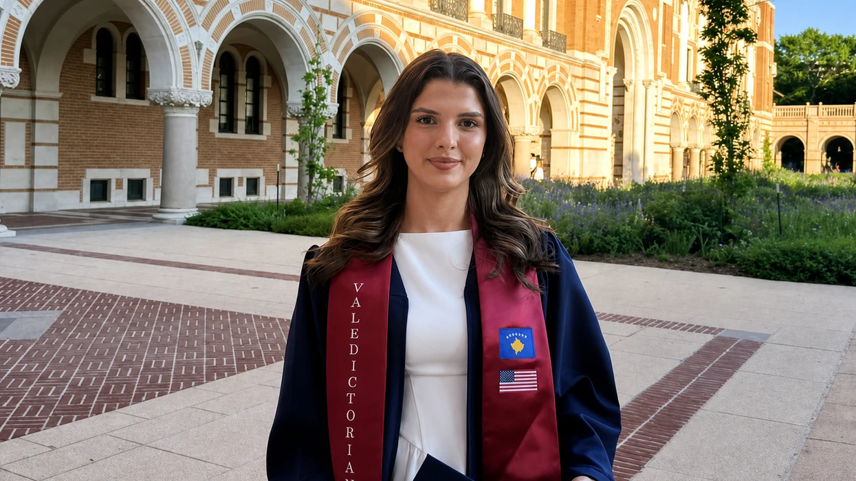 Gonxhe Halimi nga Gjilani diplomon si studentja më e dalluar në SHBA për shkenca kompjuterike