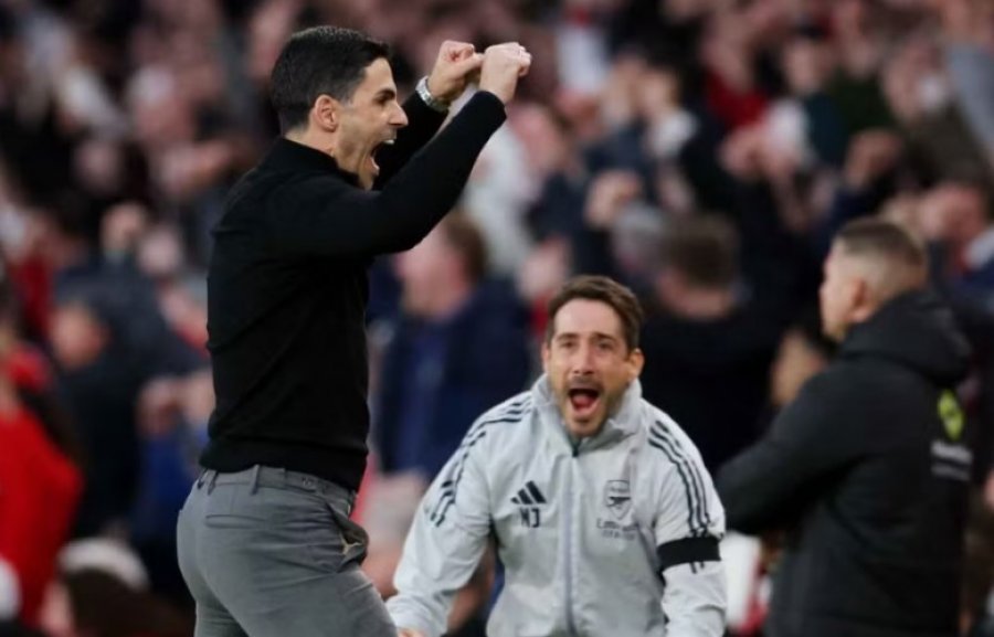 Gabon Manchester City,  Arsenali shpallet kampion pas njëzet e një vitesh