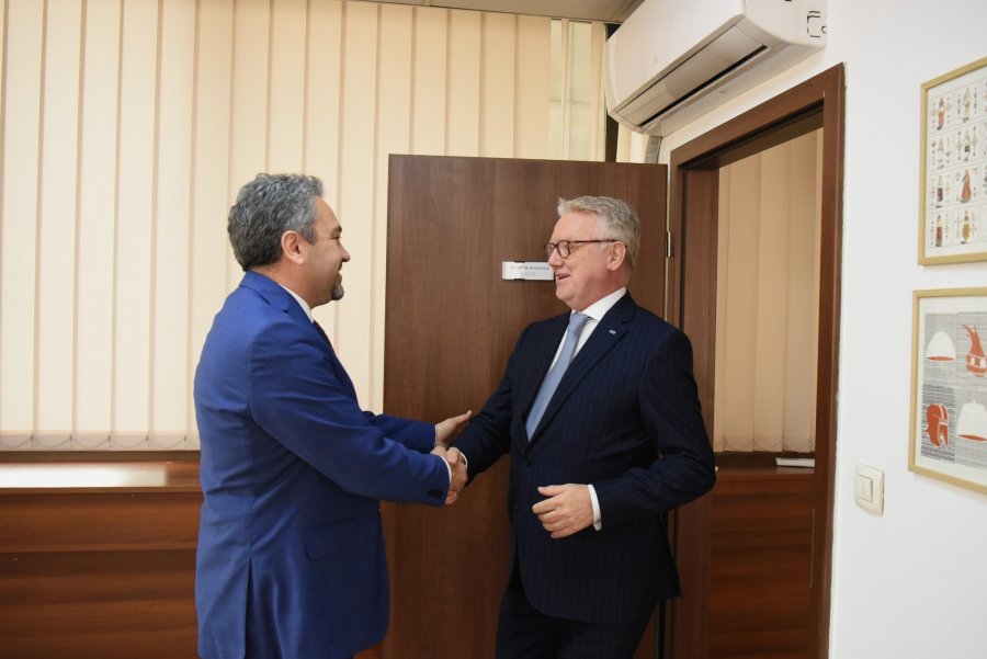 Shefi i OSBE-së takon Radoniqin: Po vazhdojmë ta mbështesim digjitalizimin e proceseve kryesore zgjedhore