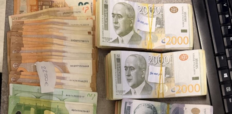 Dogana zbulon mbi dhjetë mijë euro të padeklaruara në pikën kufitare në Jarinjë
