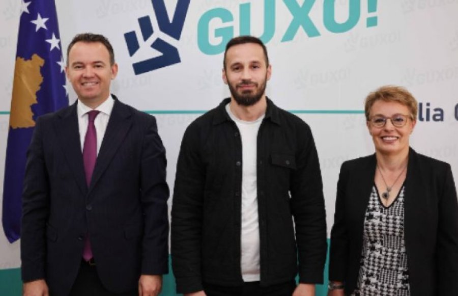 Gërvalla për fjalët e Gecit për burgim të përjetshëm ndaj Thaçit: E respektoj atë që thotë Fatosi
