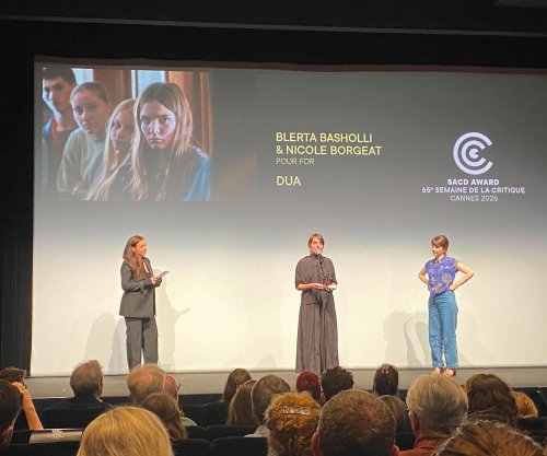 Ambasada e Francës uron regjisoren kosovare dhe ekipin e filmit “Dua” që fitoi çmim në Festivalin e Kanës: Sukses i madh