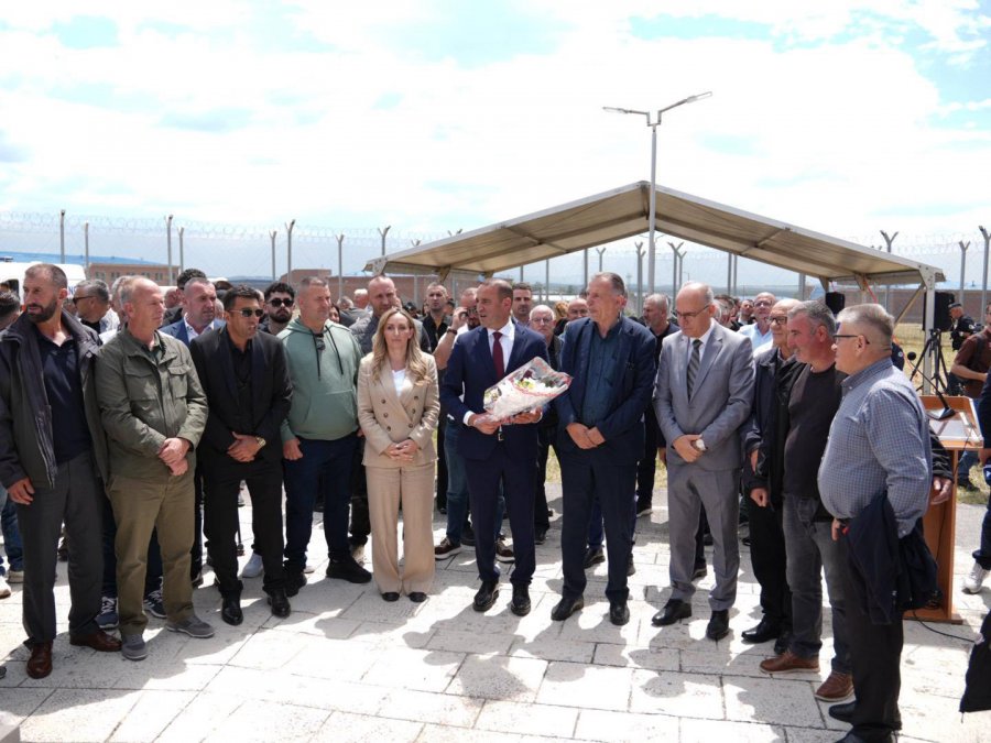 Daut Haradinaj: Masakra e Dubravës mbetet një nga krimet më makabre të kryera ndaj shqiptarëve në Kosovë