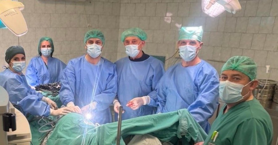 Në Spitalin e Pejës realizohet për herë të parë një operacion i rrallë