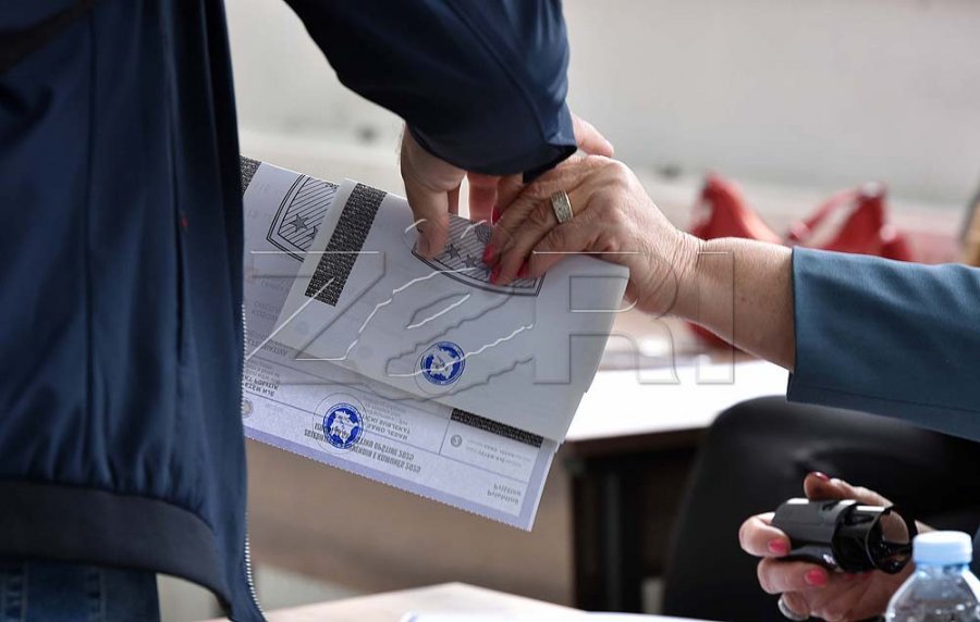  Mbi 2 milionë qytetarë me të drejtë vote, prej tyre 17 mijë votues të rinj