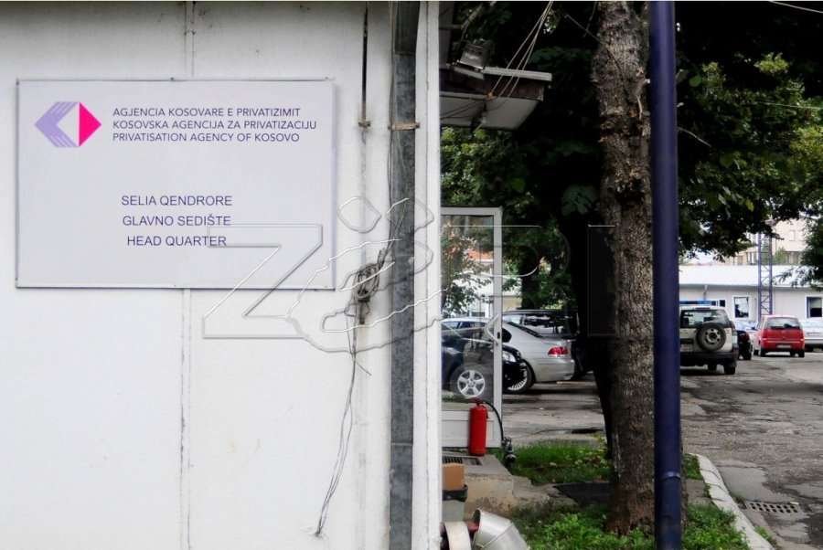 AKP-ja bartë rreth 200 mijë hektarë prona pyjore në Ministrinë e Bujqësisë