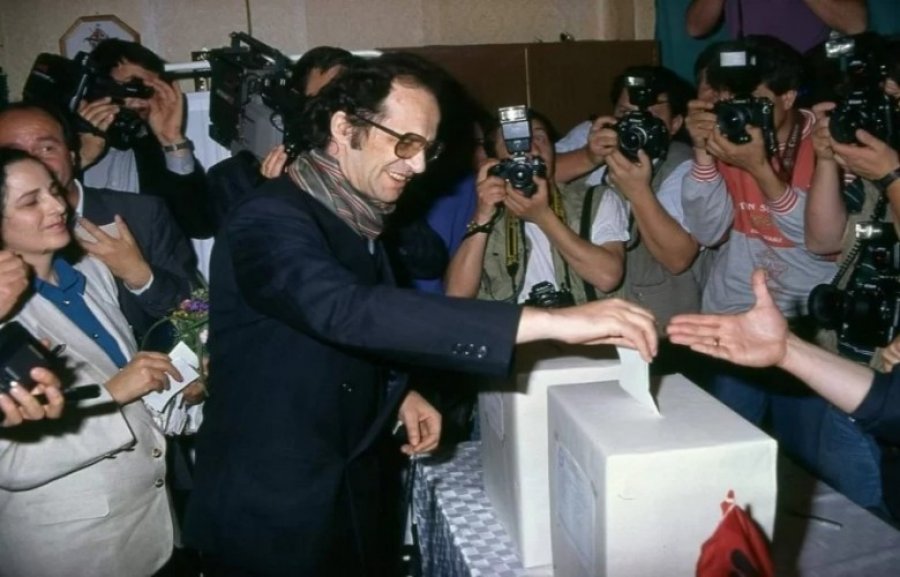 LDK-ja kujton 24 majin 1992 dhe vlerëson Rugovën si figurë të shtetformimit