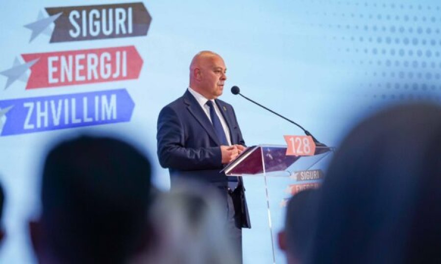 Aleanca zgjedh Ardian Gjinin kryetar të ri, Haradinaj emërohet Kryetar Nderi