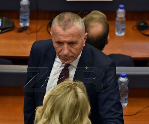 Kamberi: “Koalicioni Shqiptar” dorëzoi listën për zgjedhjet në Serbi