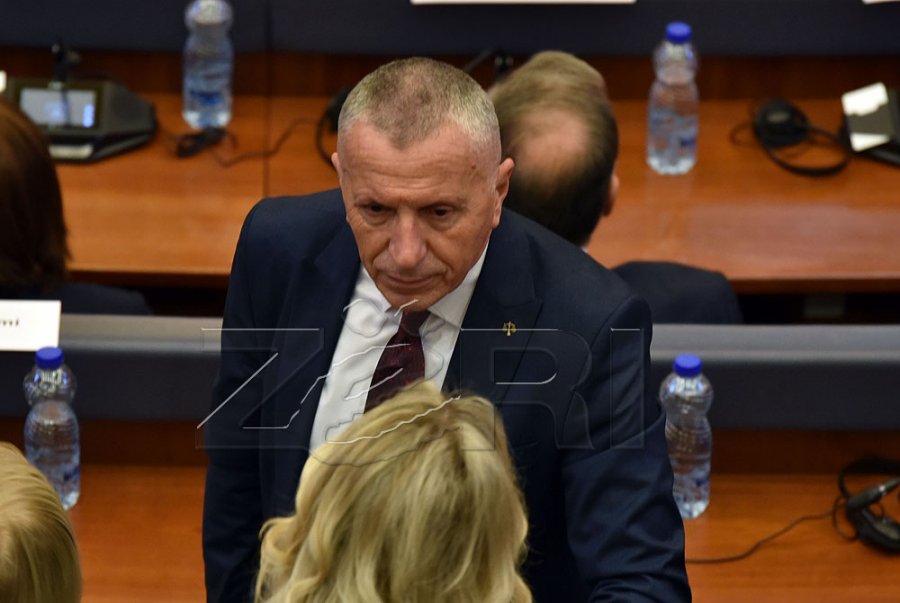 Kamberi: “Koalicioni Shqiptar” dorëzoi listën për zgjedhjet në Serbi