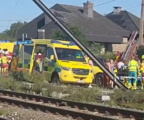 Tragjedi në Belgjikë - autobusi me nxënës përplaset me trenin, katër viktima [Video]