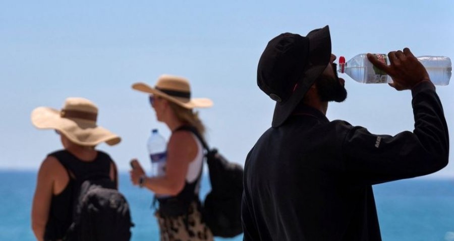 I nxehti godet Francën, raportohet për shtatë të vdekur