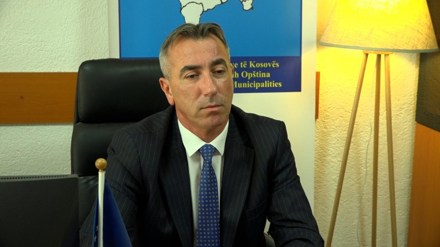 Komunat sfidojnë në Kushtetuese Rregulloren për shërbimin civil, Ibrahimi: Po cenohen kompetencat lokale