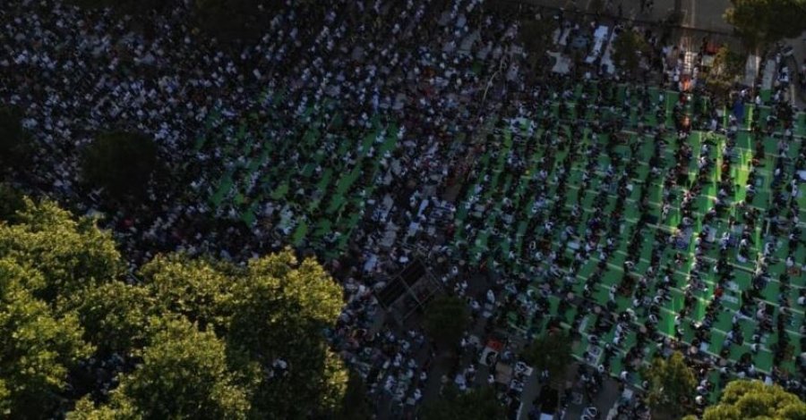 Festa e Bajramit në Tiranë, mesazhi i klerikëve: Bëni ‘kurban’ inatet, mllefet dhe egot personale